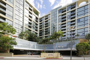 Astoria at Central Park West Apartments
