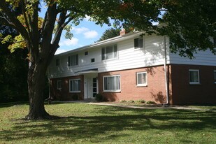 18880 Quail Hollow Dr Brookfield WI Apartments