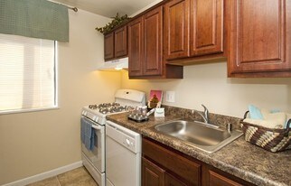 Regency Pointe Apartments