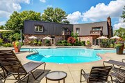 London House Apartments