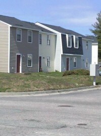 Canterbury Townhomes Apartments