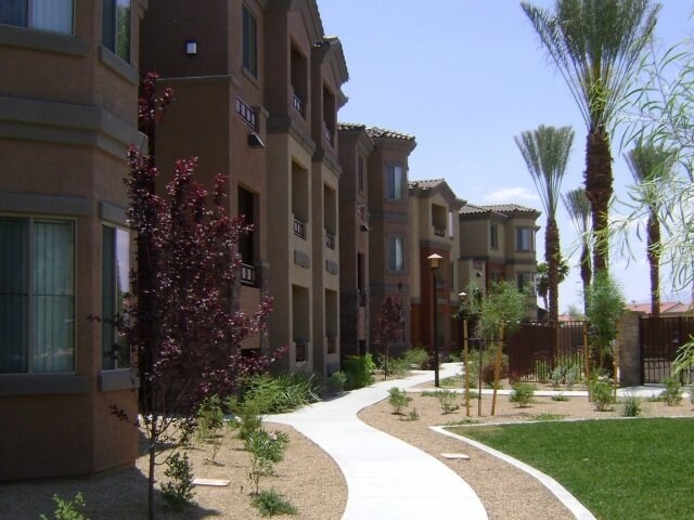 Trellis Park Crossroads Apartments