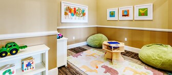 Colonial Grand at Hampton Preserve Apartments
