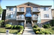 Summit Pointe Apartments
