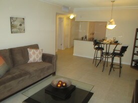 Aventura Oaks Apartments