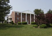 Village On The Green Apartments