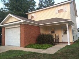3 Bedroom Single-Family Home for Rent $1000