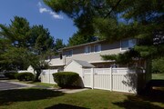 Primary Photo - Mill Creek Townhouses Apartments in North Kingstown, Rhode Island