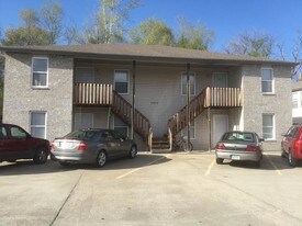 509 Anderson St Warrensburg MO Apartamentos