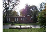 702 E Utice St Apartments