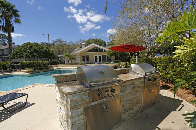 Tampa Woods Apartments