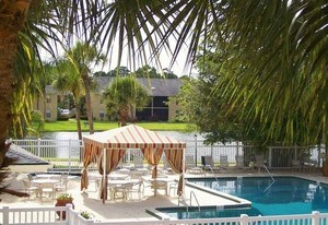Lakeside At Greenboro Apartments