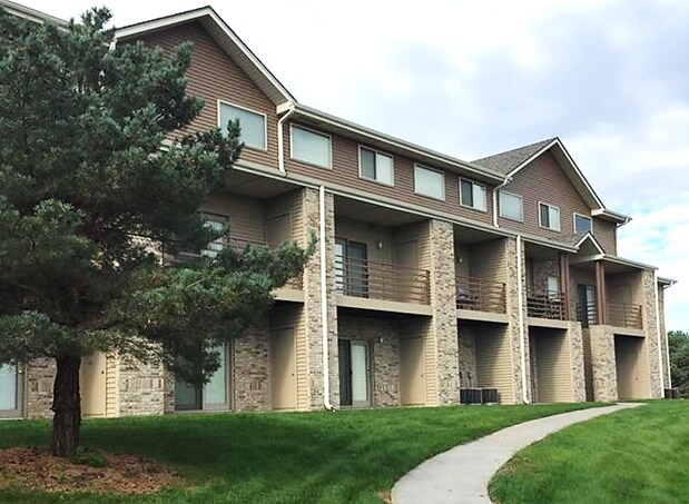Lakeview Park Apartments