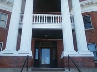 215 E 18th St Apartments