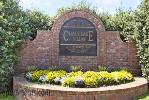 Chace Lake Villas Apartments