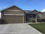 3 Bedroom Single-Family Home for Rent $1900