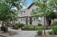 5248 Snow Dr Apartments