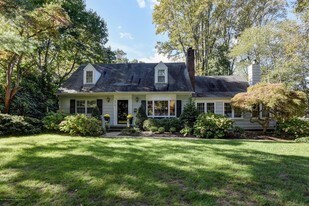 4 Bedroom Single-Family Home for Rent $4300