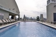 SkyHouse Midtown Apartments