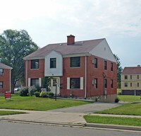 544 Telford Ave Apartments