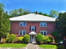 169 Thoreau St Concord MA Apartments
