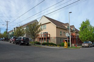 Russellville Commons Apartments