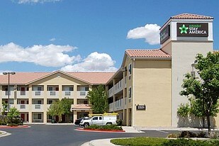 Furnished Studio – Albuquerque - Airport