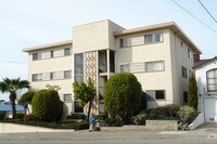 1117 Brighton Ave Apartments