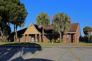 Grand Lake Apartments
