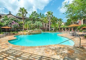 Avana Woodridge Apartments