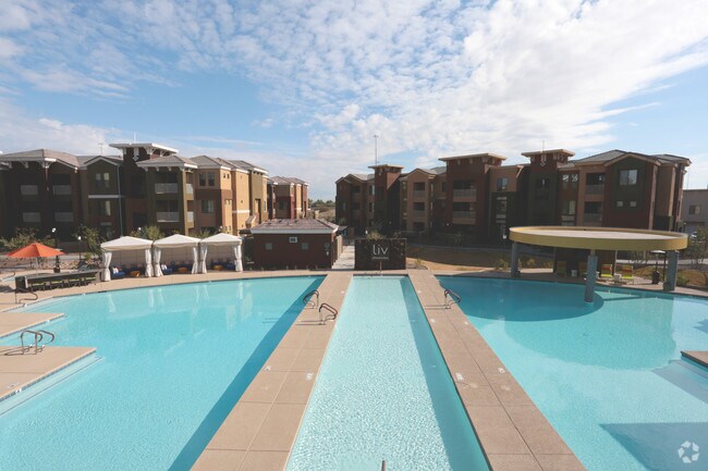 Liv Ahwatukee Apartments