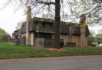 Fox Run Apartments