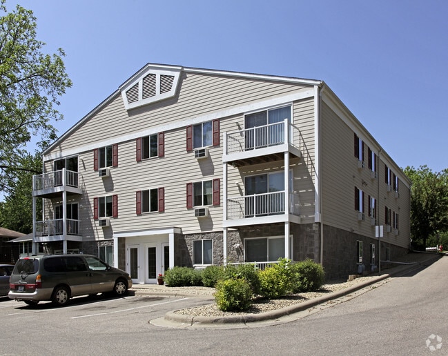 Lakeview Terrace Apartments Rentals Long Lake, MN