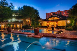 Villas at Hermann Park Apartments