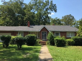 3 Bedroom Single-Family Home for Rent $750