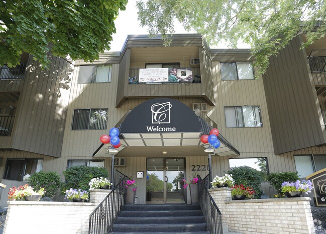 Cedars 94 Apartments