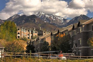 Pinnacle Highland Apartments