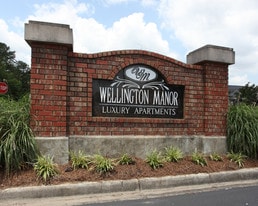 Wellington Manor Apartments