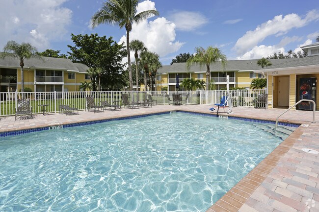 Alvista at Laguna Bay Apartments