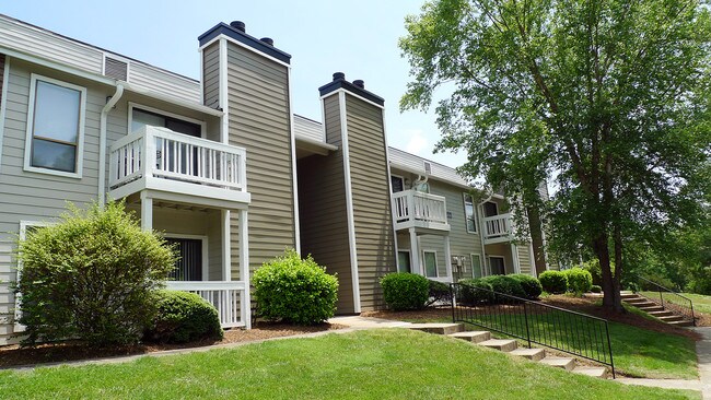 Lakeside Apartments
