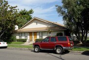 Pinewood Villas Apartments