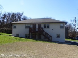 2 Bedroom Condo Unit for Rent $725
