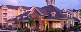 The Retreat at Spring Creek Apartments