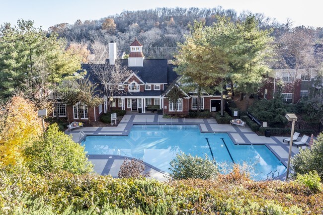 Estates at Brentwood Apartments
