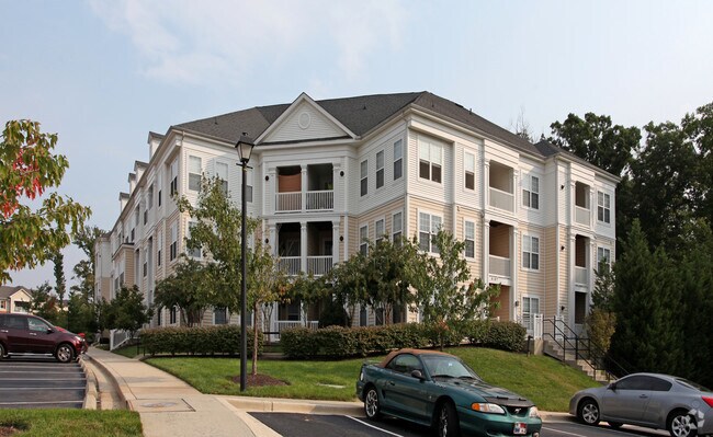 Avalon Russett Apartments