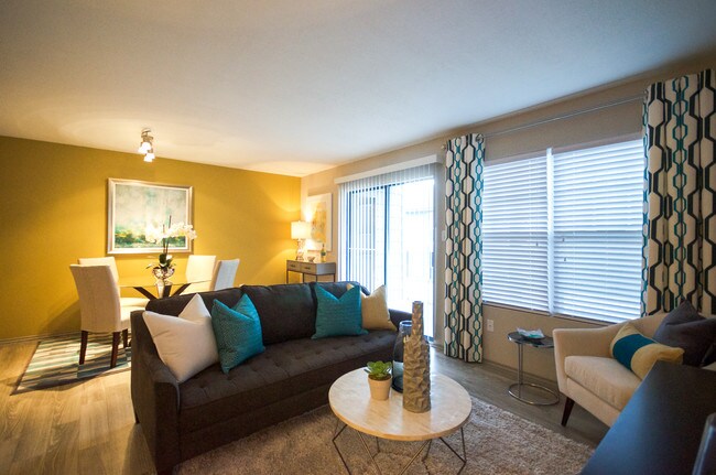 Metropolitan Lexington Apartments