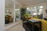 The Colonnade Luxury Townhome Rentals Apartments