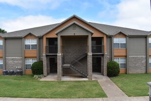 Keystone Crossing Apartments