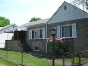 Single-Family Home for Rent $975