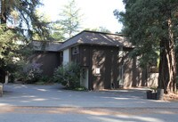 476 Cane St Apartments